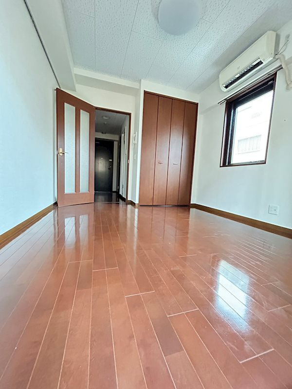 マンションマイウェイの居間・リビング