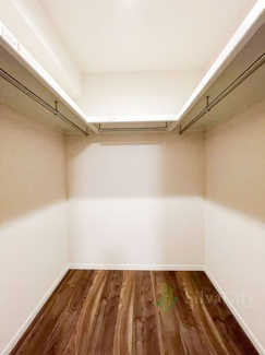 【収納】 | アゼリアコート | ウォークインクローゼット