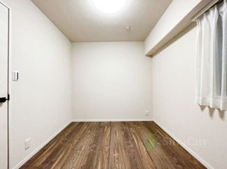 【寝室】 | アゼリアコート | 洋室　5帖