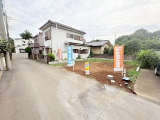 【前面道路含む現地写真】