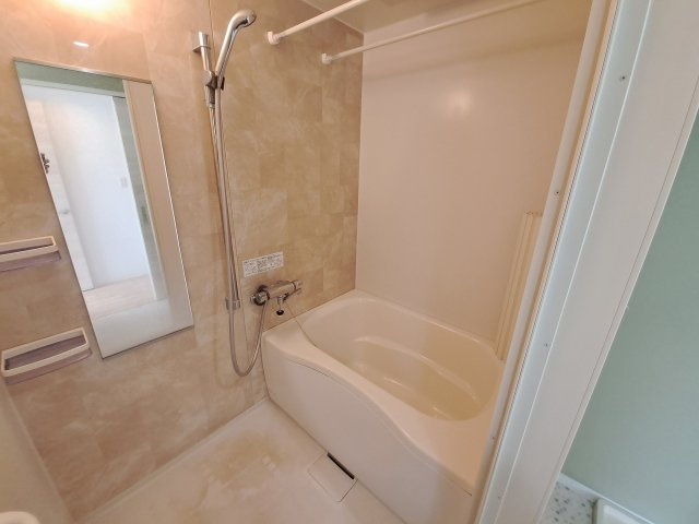 パールハイツの浴室