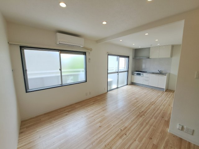 パールハイツの居間・リビング