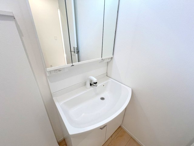 武蔵村山市中原　新築戸建　全7棟の独立洗面台