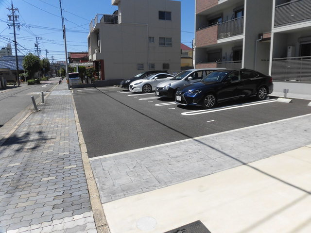 Ｒｉｔｚ　Ｐｉｎｏ　苗代Ⅱの駐車場
