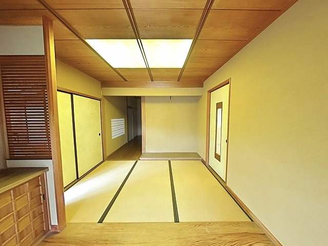 赤磐市馬屋戸建の玄関