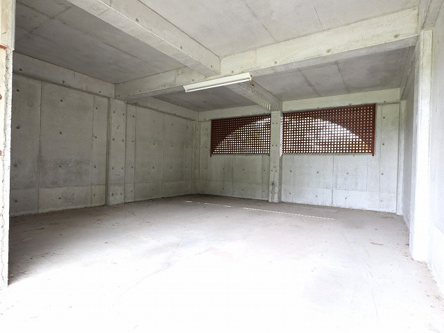 赤磐市馬屋戸建の駐車場