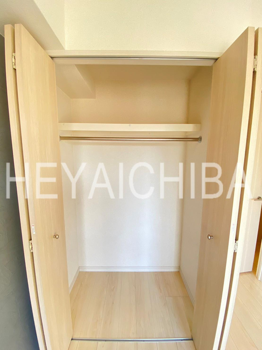 シュールフローレの収納|クローゼット