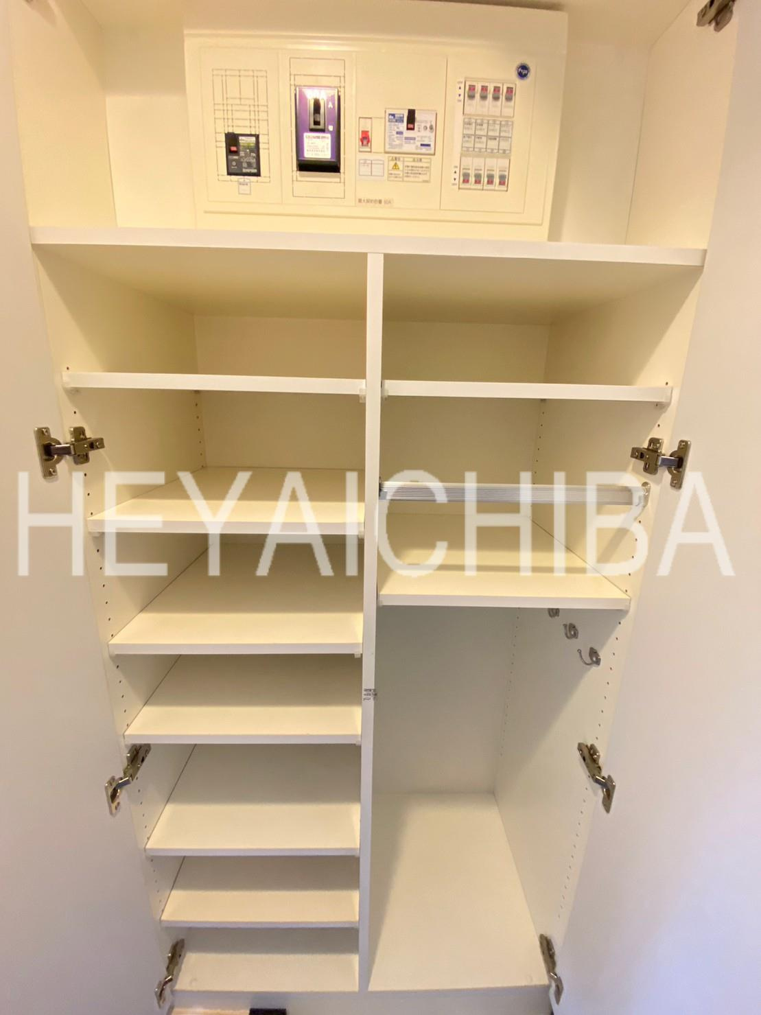 シュールフローレのその他|シューズボックス