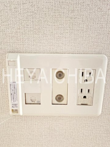 シュールフローレの設備|マルチメディアコンセント