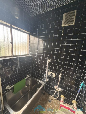 秦野市沼代新町　中古戸建の浴室