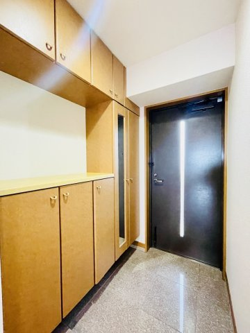 【玄関】 | エバーライフネアシティ筑紫野