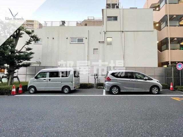 浅草タワーの駐車場