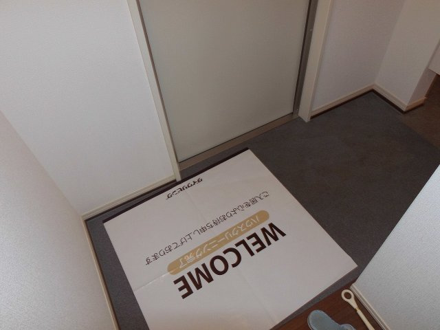 エルビエントⅡの玄関