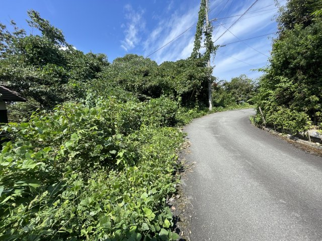 高島市今津町今津中古戸建の前面道路含む現地写真