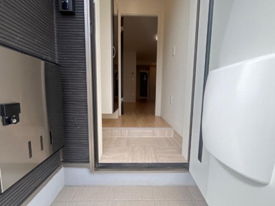 【玄関】 | 仮）取手市上高井３７９番新築アパート | 廊下（イメージ）