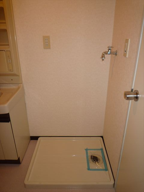 クローバーハイツの設備|防水板