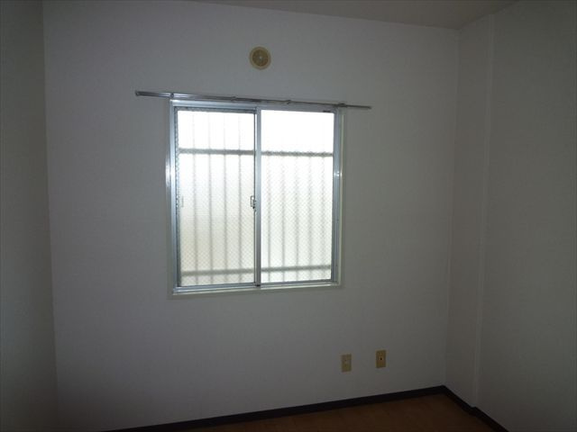 クローバーハイツの設備|居室4