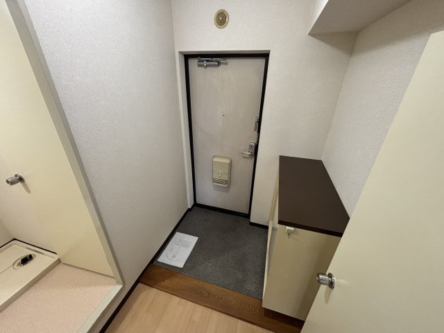 クローバーハイツのエントランス|エントランス