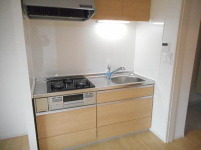 【キッチン】 | グランツ井上 | コンパクトなキッチンで掃除もラクラク