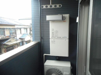 【バルコニー】 | グランツ井上 | バルコニー付きです