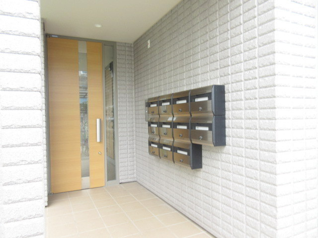 ＰＡＺ　ＰＵＥＮＴＥ　パース　プエンテのエントランス|★ｴﾝﾄﾗﾝｽ★メールＢＯＸ★