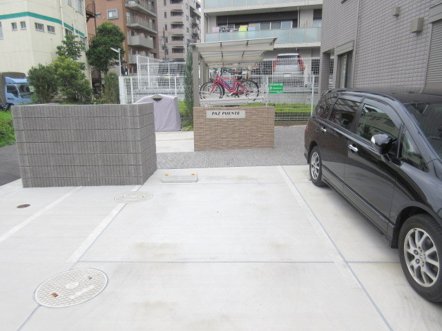 ＰＡＺ　ＰＵＥＮＴＥ　パース　プエンテの駐車場|★敷地内駐車場★