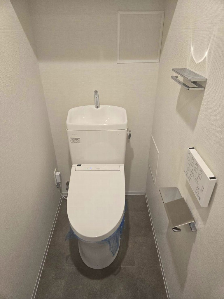 LUMIEC HONCHO EASTのトイレ