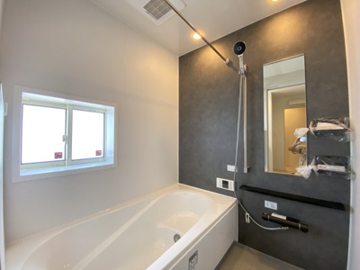 【浴室】 | 読谷村大湾2期（全5棟）ラスト1号棟 | 1号棟　浴室換気乾燥機付き♪