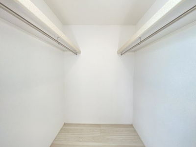 【収納】 | 読谷村大湾2期（全5棟）ラスト1号棟 | 1号棟　洋室7帖＋WIC付き♪