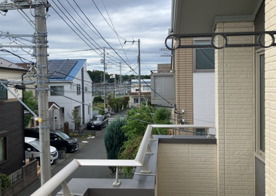 【展望】 | レフィー二小田急相模原 | 眺望を気にして物件を探す場合、前面に建物が建っていないか現地で確認しましょう！前面に建物があると景色はもちろん、日当たりや風通しにも影響が出てきます。住んだ時のことを想像しながら現地見学をしましょう。