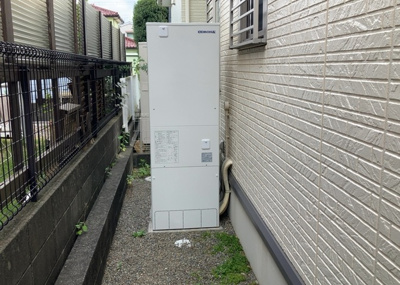 【発電・温水設備】 | レフィー二小田急相模原 | 省エネ給湯器とは従来型の給湯器より熱効率が高く、少ない燃料でたくさんのお湯を沸かすことが出来る高効率な給湯器のことを指します。また、省エネ給湯器には種類があり、利便性や効果なども様々です。
