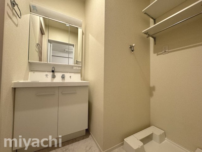 【洗面所】 | ラ・トゥール山城西　Ｂ