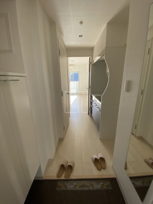 【玄関】 | セレニテ北久宝寺 | セレニテ北久宝寺　玄関スペース