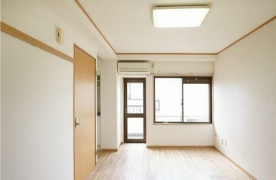 【居間・リビング】 | レピュート関町北