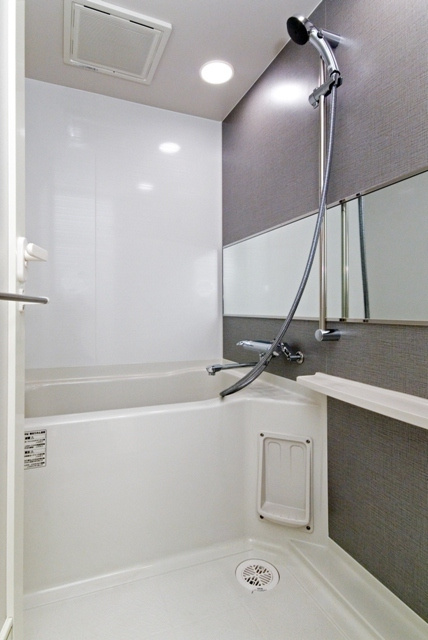 新品家具付きマンション対馬小路3(KaGood福岡)の浴室|きれいなお風呂です