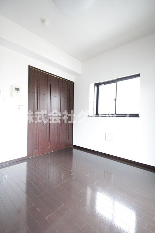 グリフィン横浜・桜木町六番館の洋室