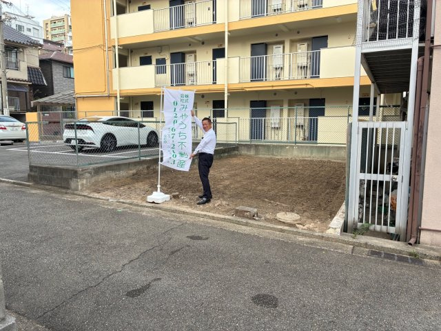 岸地通3丁目新築戸建