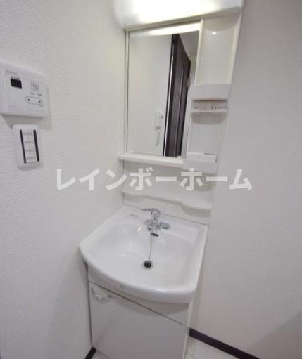 ReDAM大宮の独立洗面台