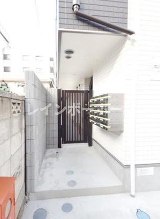 ReDAM大宮のエントランス