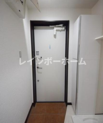 ReDAM大宮の玄関