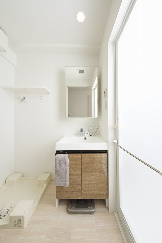 新品家具付きマンション舞鶴19(KaGood福岡)の独立洗面台|独立洗面化粧台付き