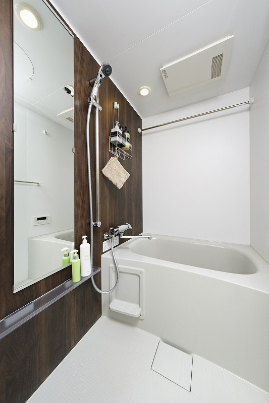 新品家具付きマンション舞鶴19(KaGood福岡)の浴室|コンパクトで使いやすいお風呂です