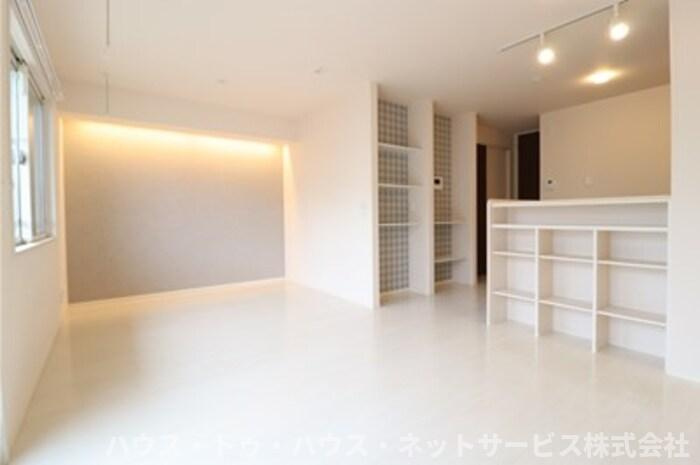 グリーンサイトおおたかの居間・リビング