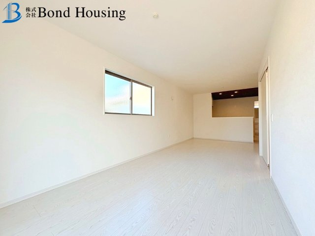 太寺天王町1号棟　全3棟新築戸建　人丸小学校区の洋室