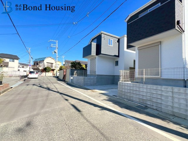 太寺天王町2号棟　全3棟新築戸建　JR明石駅まで徒歩20分の前面道路含む現地写真