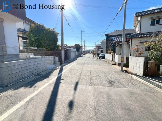 太寺天王町2号棟　全3棟新築戸建　JR明石駅まで徒歩20分の前面道路含む現地写真