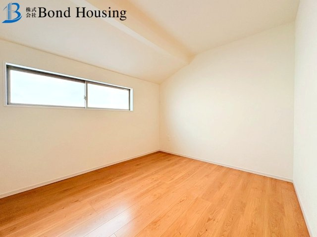 太寺天王町2号棟　全3棟新築戸建　JR明石駅まで徒歩20分の洋室