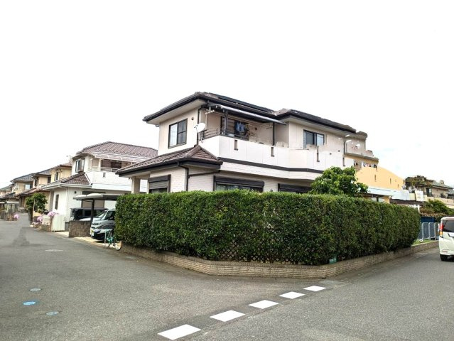 杉戸貸家の外観|角地で陽当たり良好♪