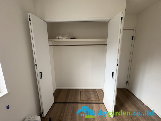 茅ヶ崎市東海岸南4丁目　新築戸建　全2棟2号棟の洋室