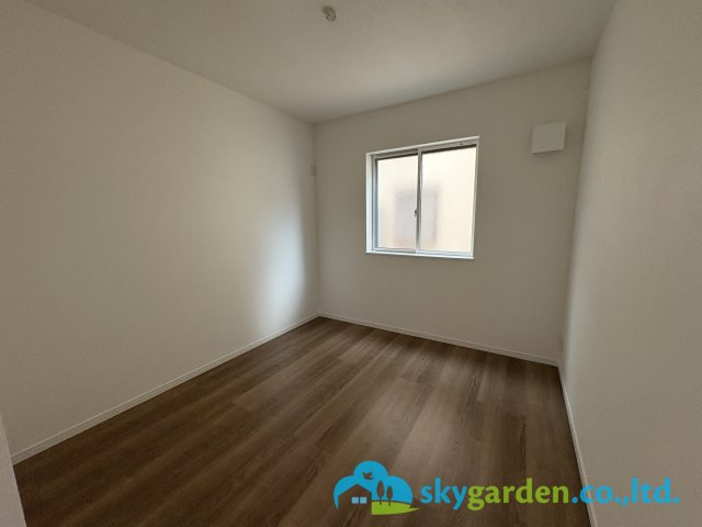 茅ヶ崎市東海岸南4丁目　新築戸建　全2棟2号棟の洋室